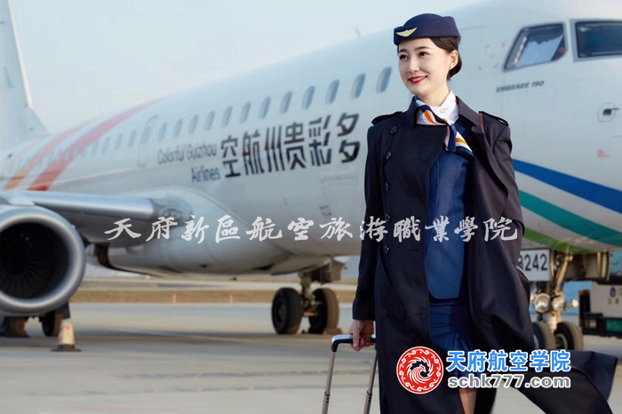 多彩貴州航空 空中乘務(wù) 14級(jí)空乘班 萬榆熙.JPG